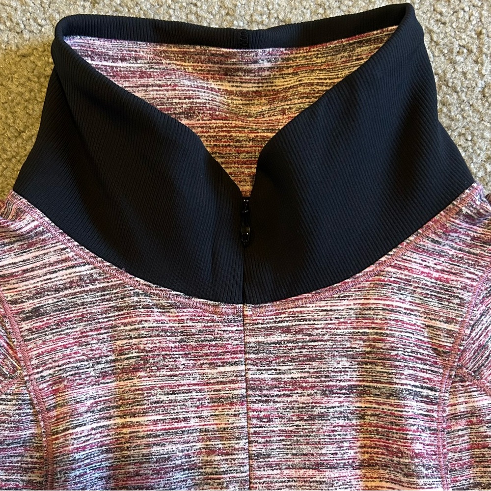 Lululemon Runderful 1/2 Zip - Picture 4 of 8